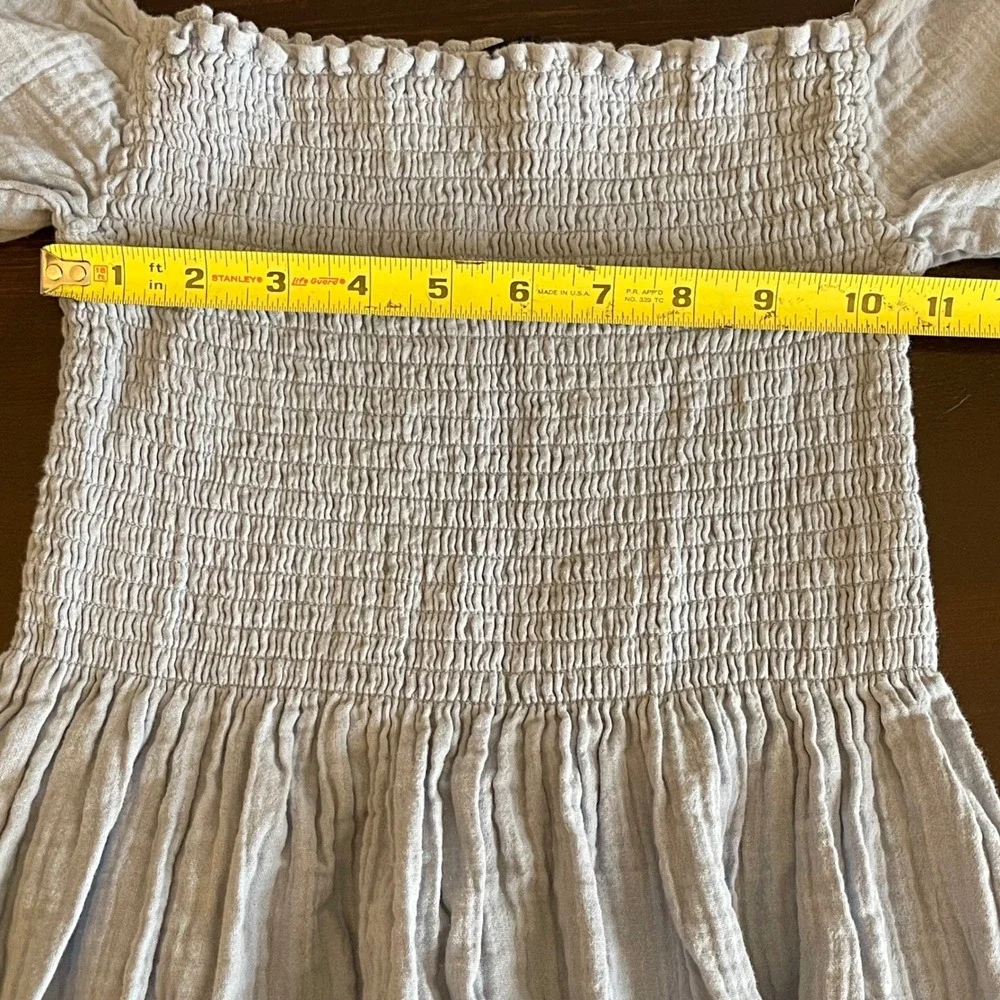 Quince Organic Cotton Gauze Maternity Smocked Ruffle Midi Dress Cream Breeze S - Picture 3 of 6